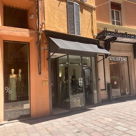 Piccolo Monolocale A Due Passi Da Piazza Maggiore Daire Bolonya Dış mekan fotoğraf