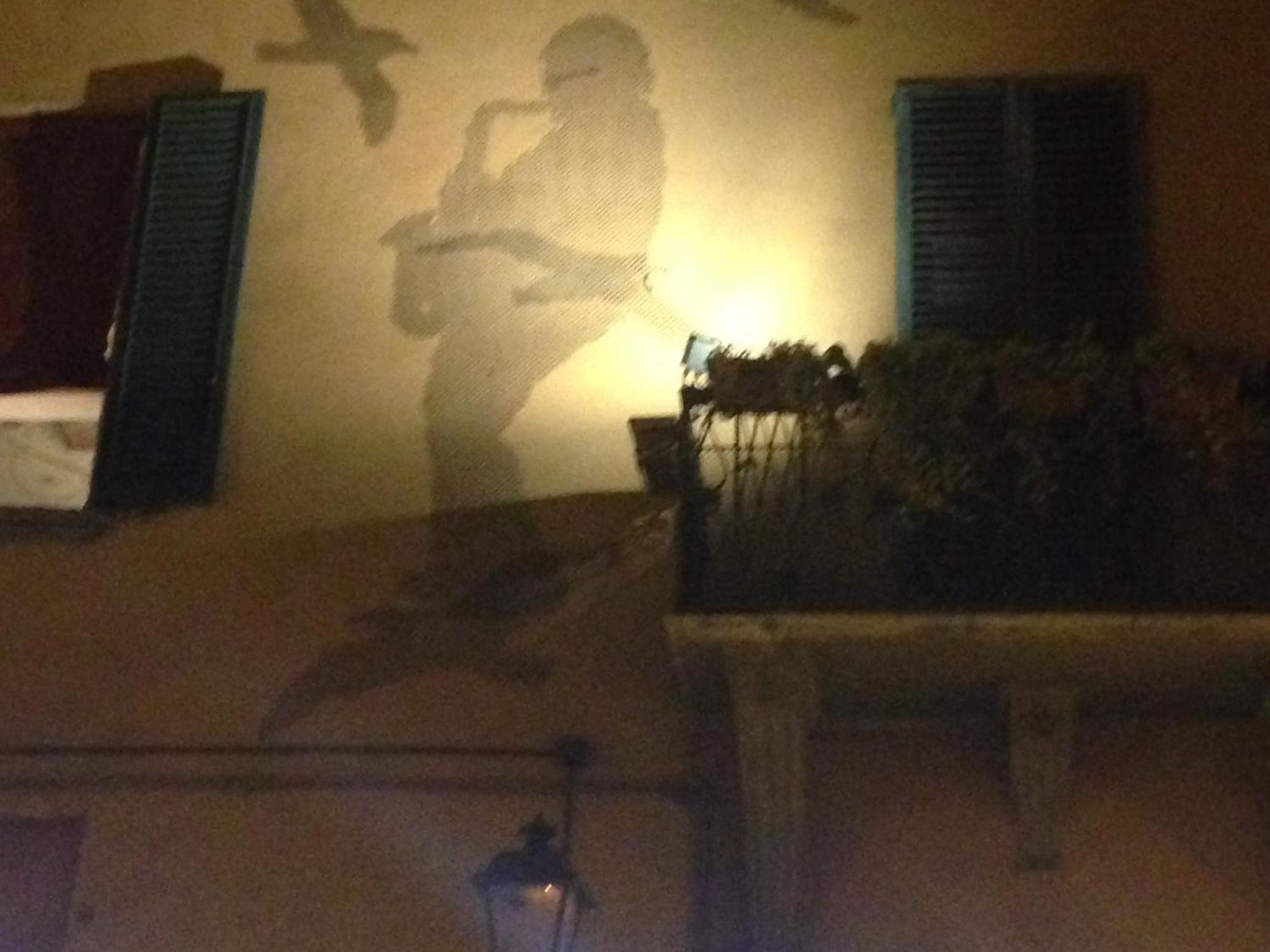 Piccolo Monolocale A Due Passi Da Piazza Maggiore Daire Bolonya Dış mekan fotoğraf